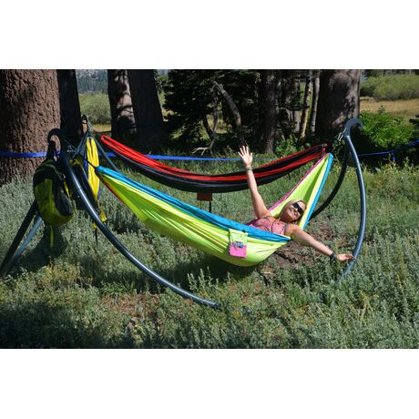 ΒΑΣΗ ΑΙΩΡΑΣ ΤΡΙΠΛΗ ΠΤΥΣΣΟΜΕΝΗ ENO POD TRIPLE HAMMOCK STAND